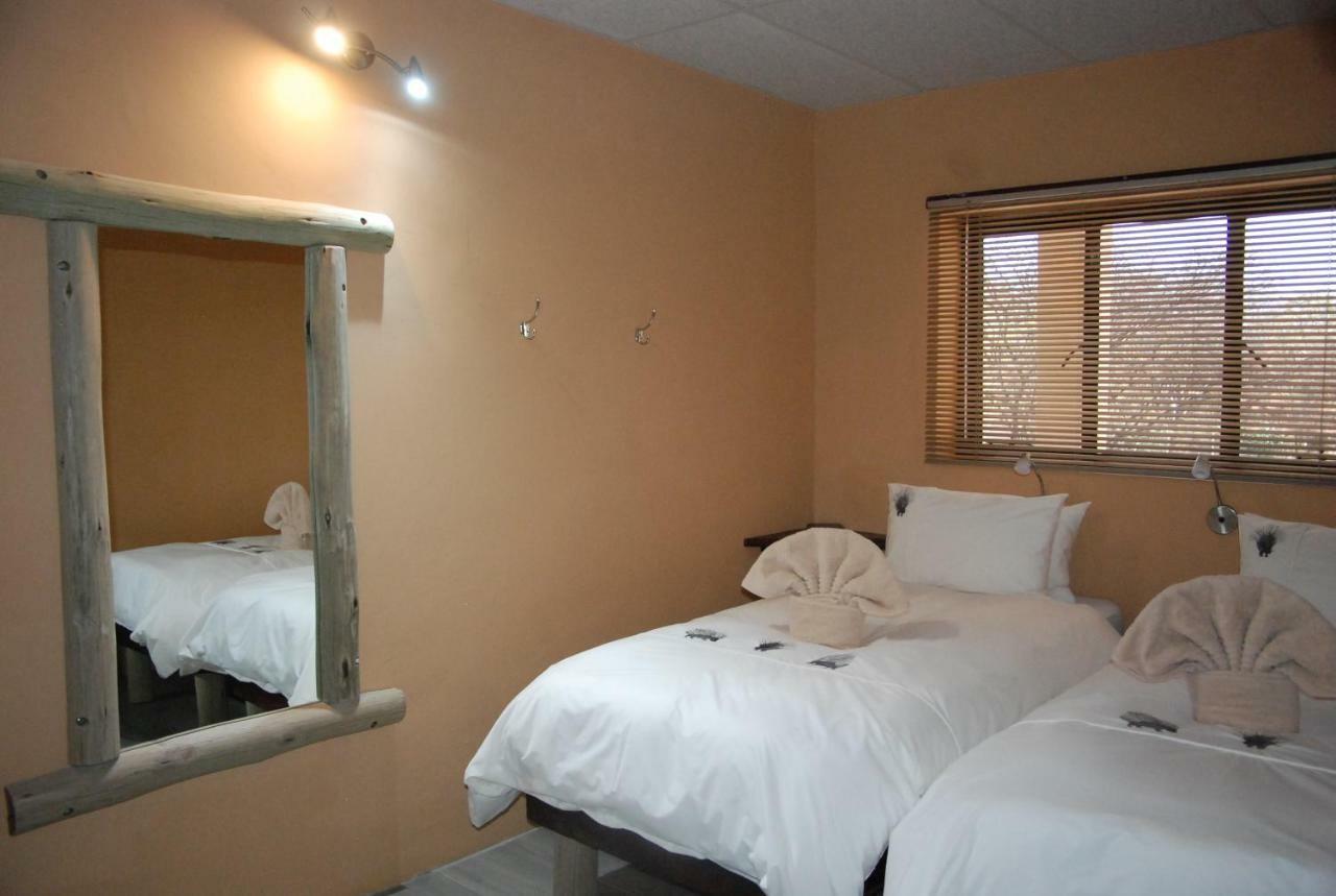 Oppi-Koppi Rest Camp Villa Kamanjab Ngoại thất bức ảnh
