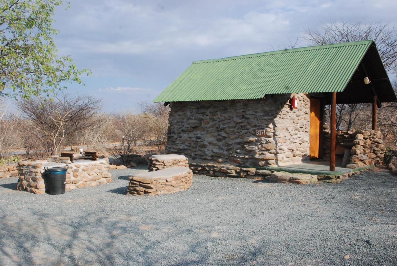 Oppi-Koppi Rest Camp Villa Kamanjab Ngoại thất bức ảnh